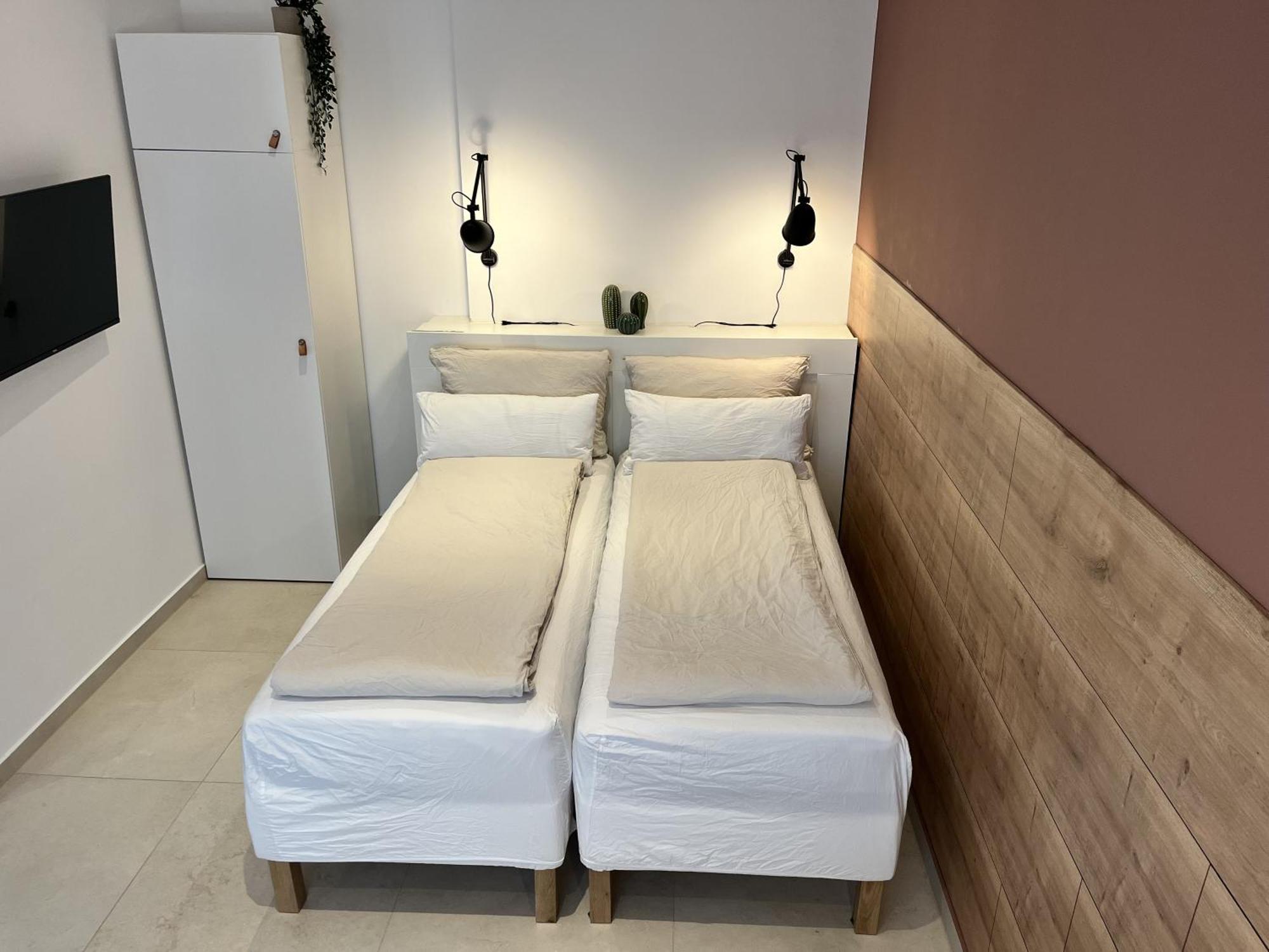 Goldstadt Apartments Pforzheim Ngoại thất bức ảnh